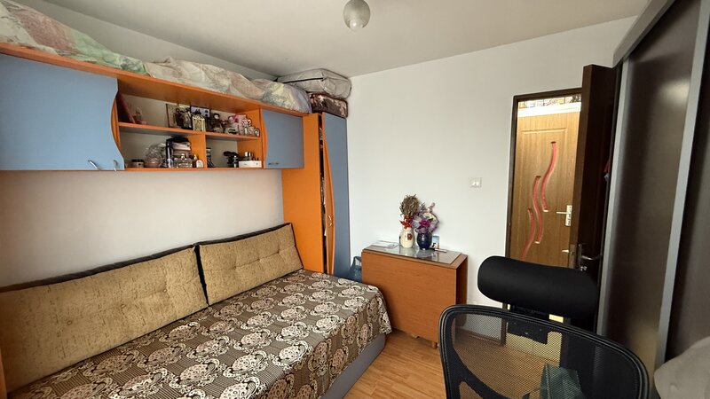 Luica, Piata Resita, ap. 2 cam., semidec., Oferta! usor negociabil